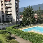 公寓 T1 Bis 35m² Avec Terrasse Exposee Sud/est Et Parking Prive - Fr-1-555-80
