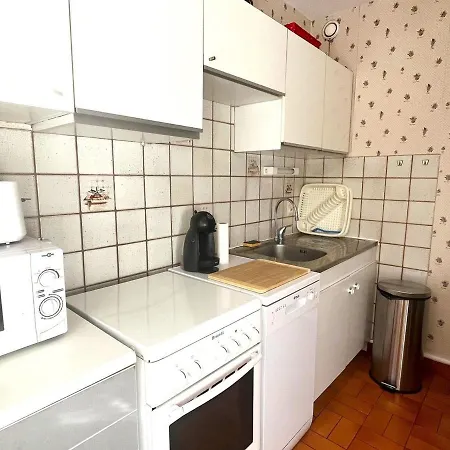 T1 Bis 35m² Avec Terrasse Exposee Sud/est Et Parking Prive - Fr-1-555-80